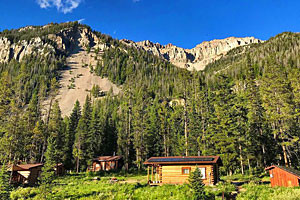 Flat Creek Ranch - Luxury Wilderness Retreat