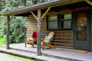 Trail Creek Ranch - Log Cabins and Private Rooms